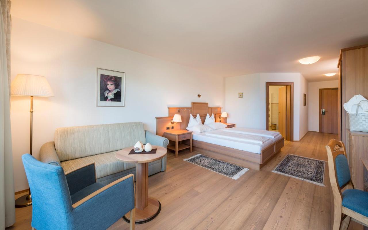 Hotel Peter بيتيرسبيرغ المظهر الخارجي الصورة