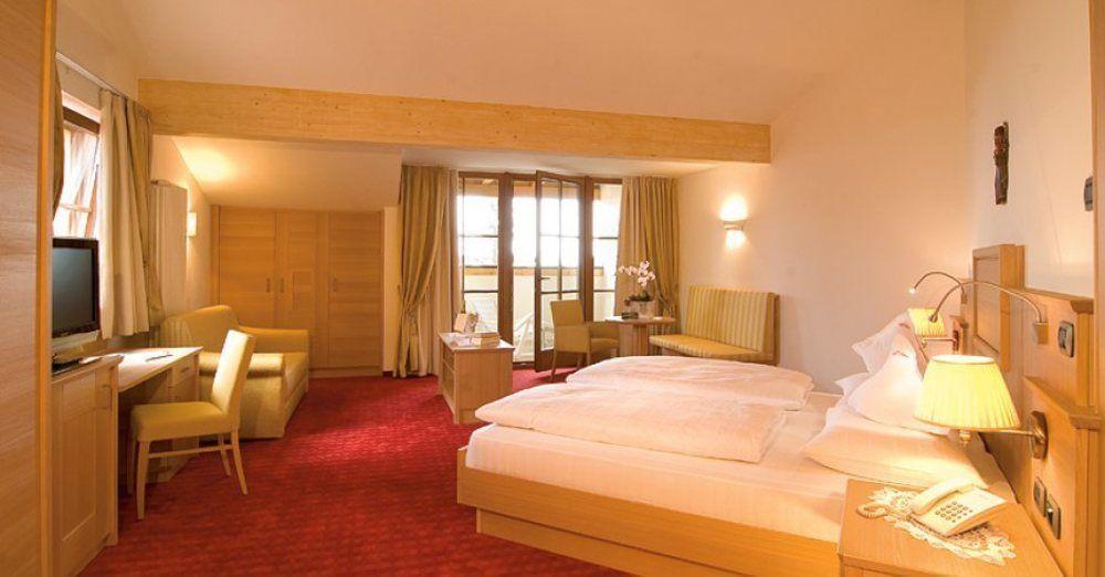 Hotel Peter بيتيرسبيرغ المظهر الخارجي الصورة