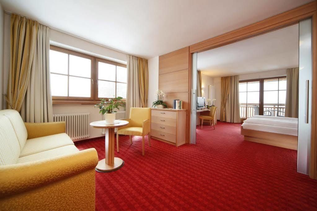 Hotel Peter بيتيرسبيرغ المظهر الخارجي الصورة